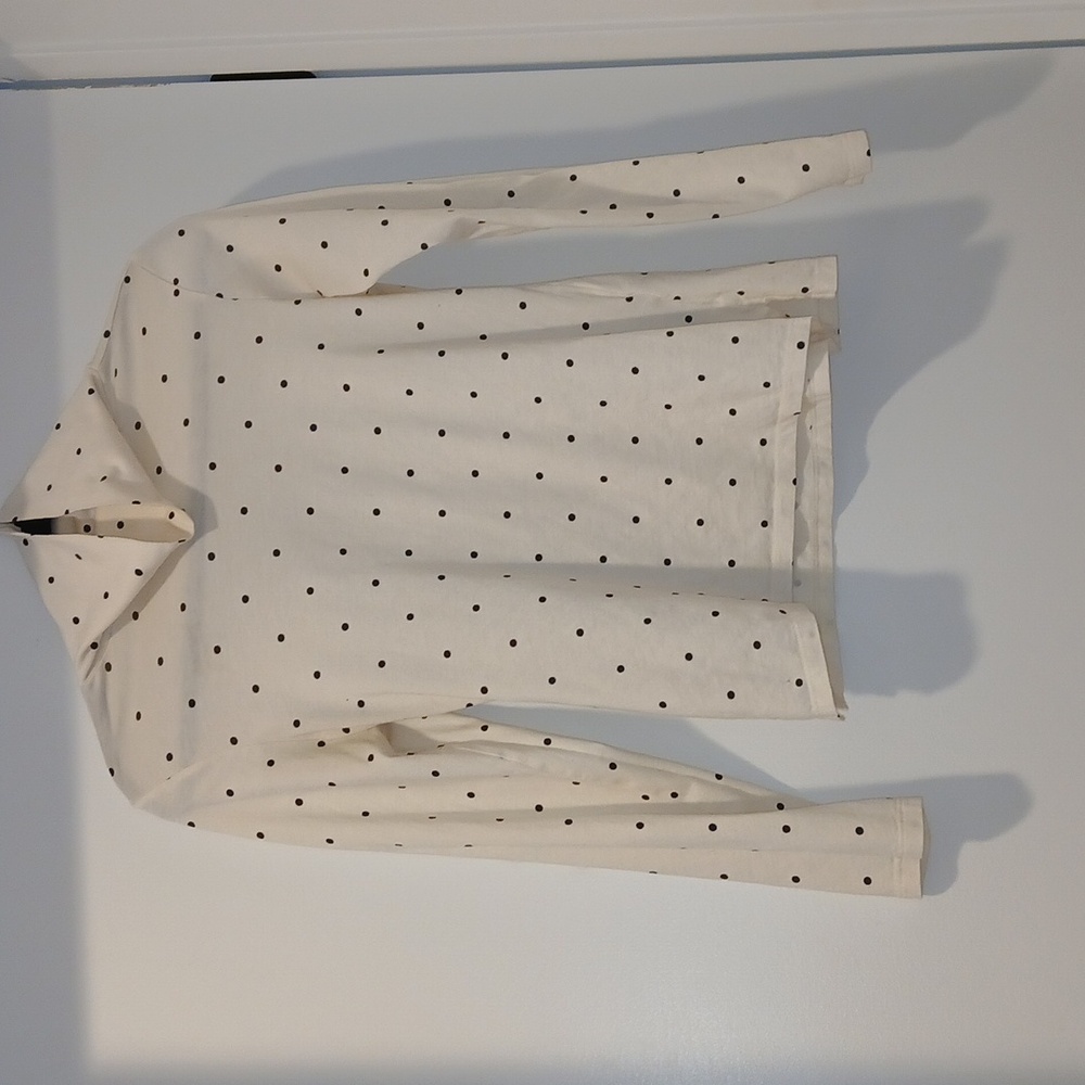 Old Navy Cream and Black Polka Dot Mockneck Tee